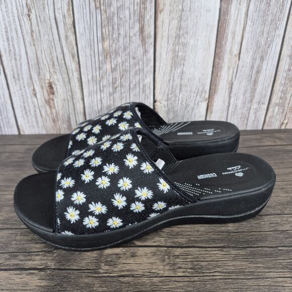 Clarks Cloudsteppers Arla Nora Floral Women's Sz 9 W Slip On Sandals Black Daisy - Picture 1 of 8